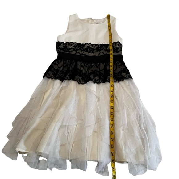 BCBG Girls Shantung Bodice Dress Winter White and Black Layered Tiered Tulle 12 - Picture 7 of 16